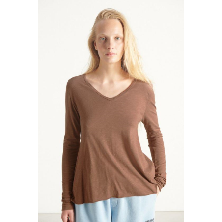 Camiseta Cuello V M/L American Vintage