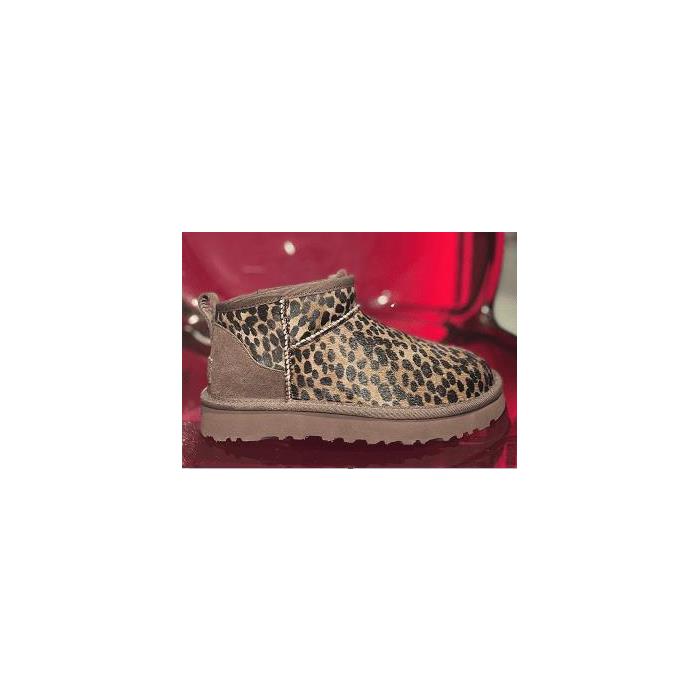 Bota Classic Ultra Mini Caspian Ugg