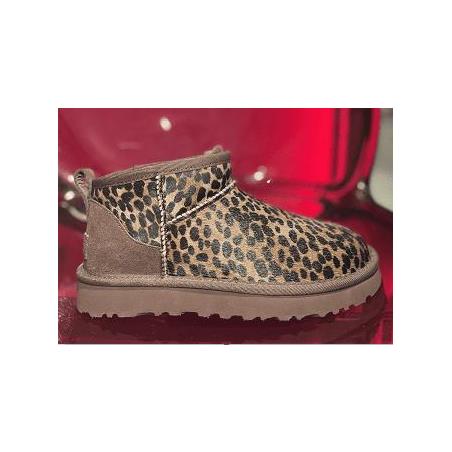 Bota Classic Ultra Mini Caspian Ugg