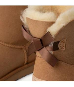 Bota Ultra Mini Bailey Bow Ugg