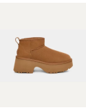 Bota Classic New Heights Ugg